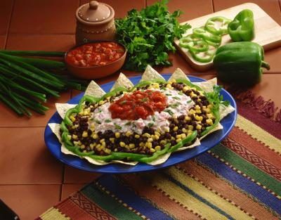 Les haricots noirs peuvent être utilisés dans de nombreux types de plats, y compris des salades, salsas, les soupes et les burritos.