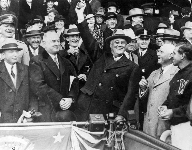 Franklin Delano Roosevelt sur le podium