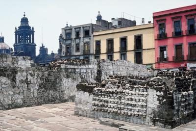 Bâtiments aztèque.