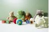 Éviter l'utilisation de pesticides sur les enfants's toys and stuffed animals.