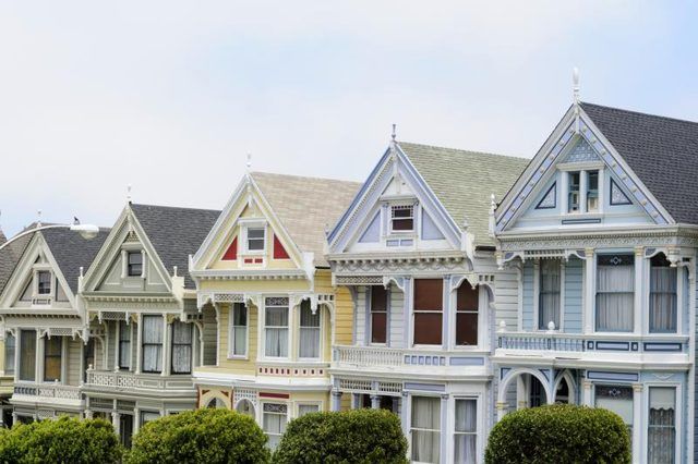 Rangée de maisons victoriennes à San Fransisco